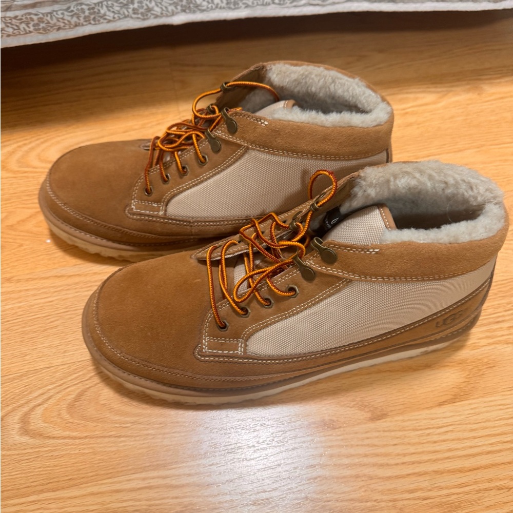 UGG Men's Chestnut Brown Suede & Cream Textile Lace-Up Boots